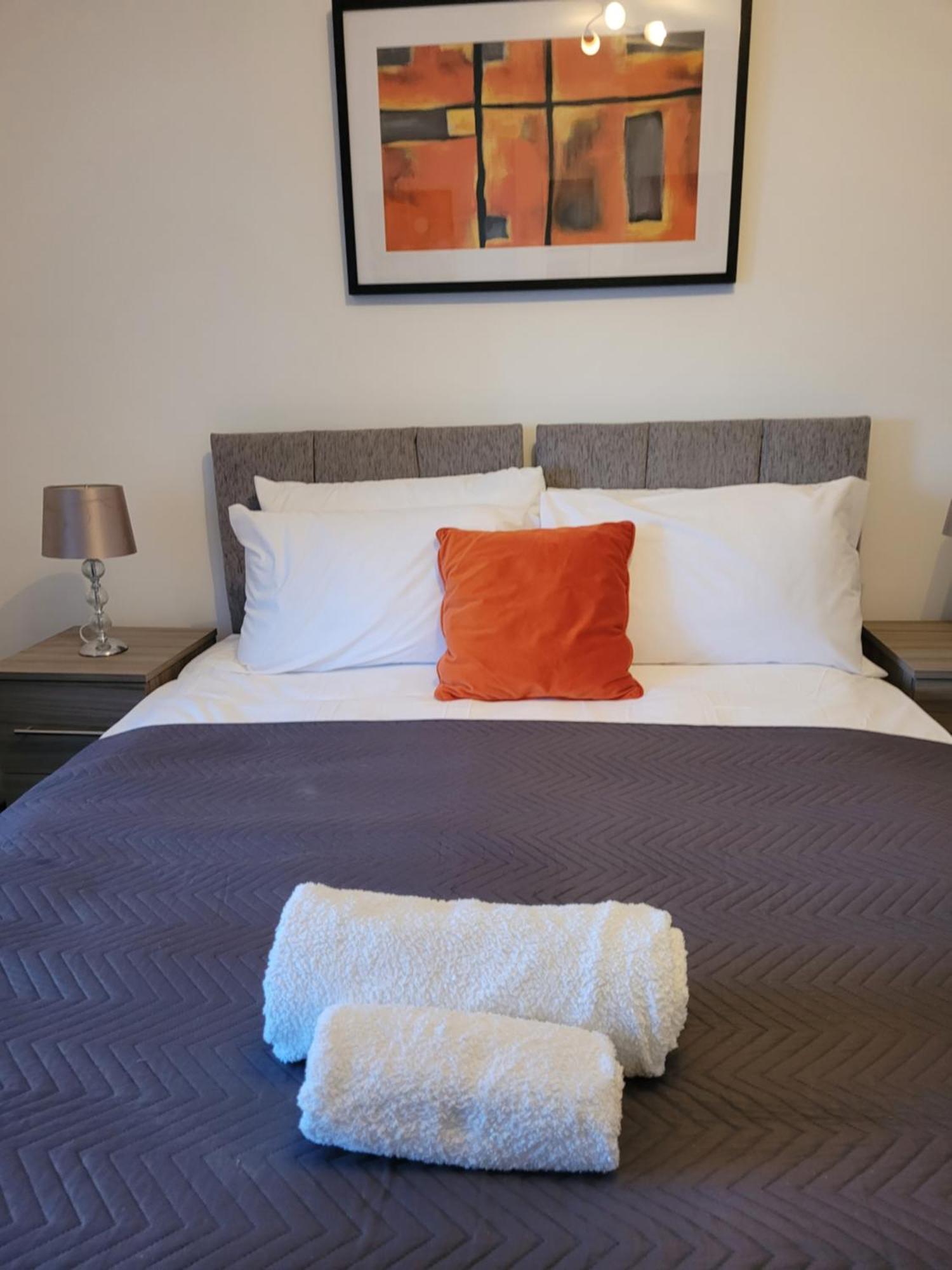 Silvertree Lodge - 2 Double Bed Flat With Parking Hemel Hempstead Εξωτερικό φωτογραφία